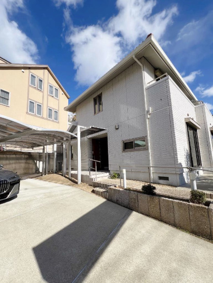 赤松町2丁目貸家の外観