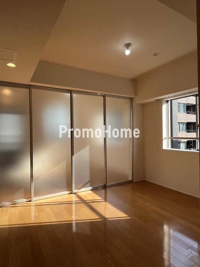 パークキューブ銀座イーストの居間・リビング