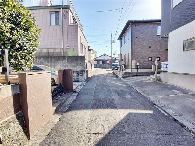 【前面道路含む現地写真】 | 入間郡越生町１期 | 閑静な住宅地です