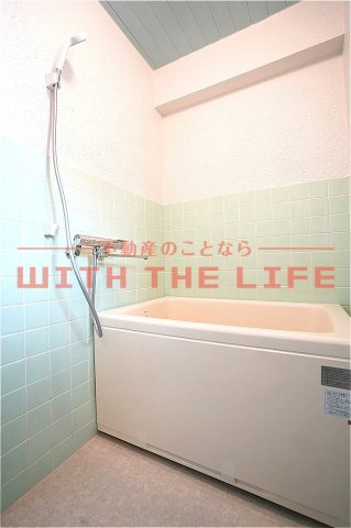 佐田ビル【キャッシュバック対象物件】の浴室|落ち着いた空間のお風呂です