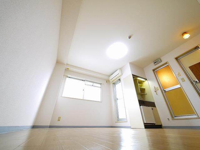 ジャルス郡山の居間・リビング|居間です