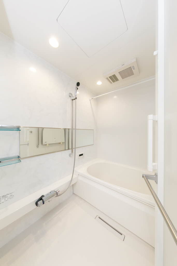 シャーメゾンビバーチェ東岸和田の浴室