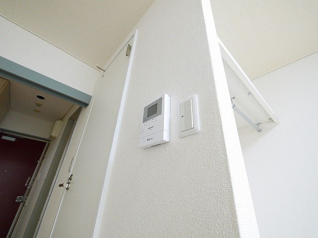 シャンテムーランのセキュリティ|モニター付きインターホンです