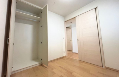 【洋室】 | グランマークス久宝寺