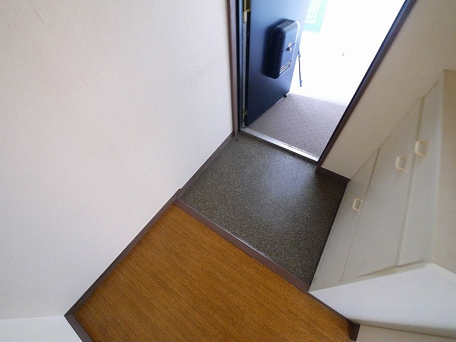 アーバンアネックスの玄関