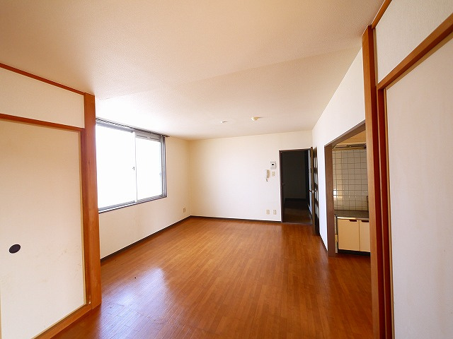 アーバンアネックスの居間・リビング