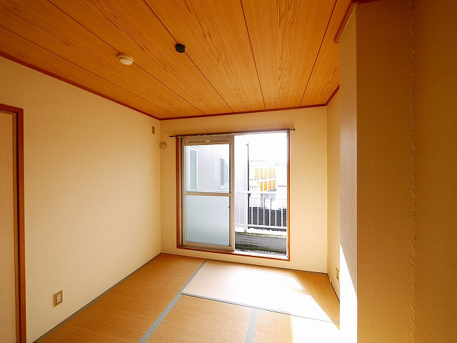 アーバンアネックスの和室