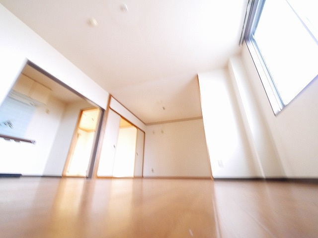 アーバンアネックスの居間・リビング