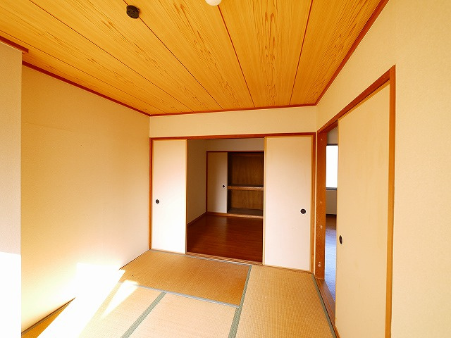 アーバンアネックスの和室