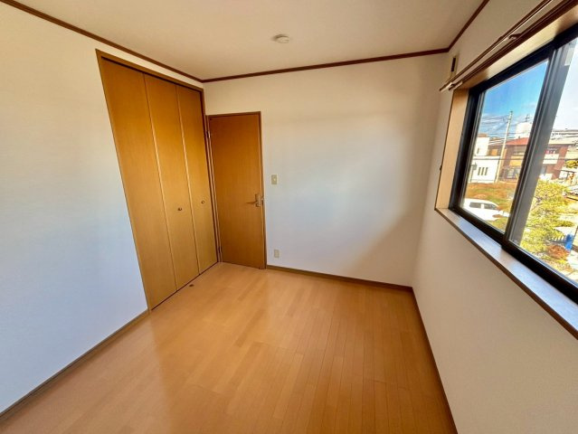 メゾンヴィサージュの洋室