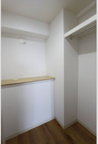 レクラン栄生の収納