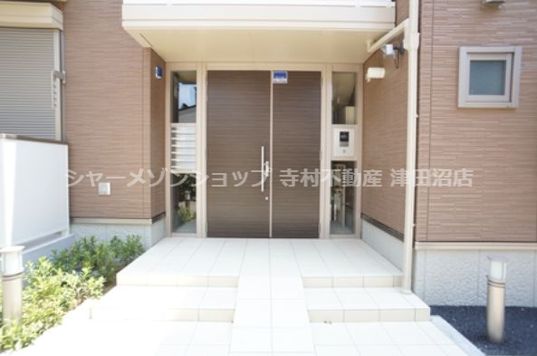 グレイス本町のエントランス