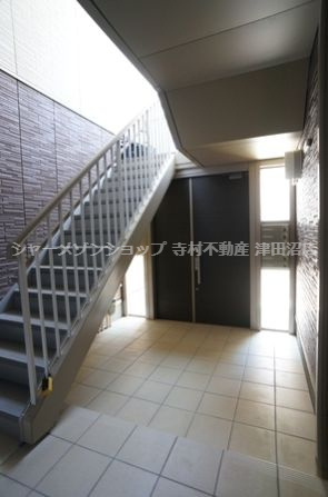 グレイス本町のロビー