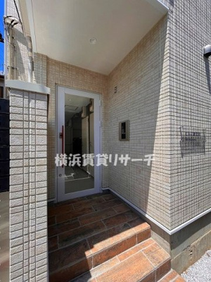 【エントランス】 | ヒルズ新羽町