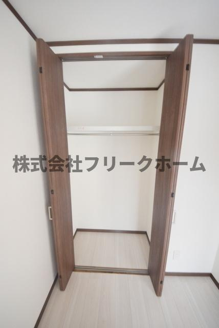 三鷹市井の頭１丁目のアパートの収納