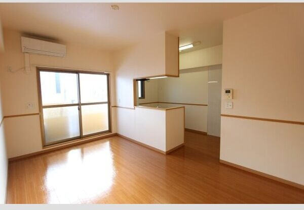 ファインライズⅡの居間・リビング