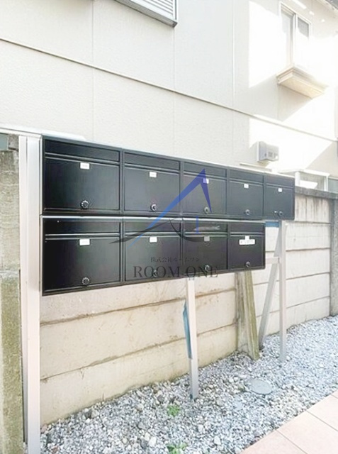 ＡＴＴＩＣ　ＯＴＳＵＫＡのその他共用部分|集合ポストです。