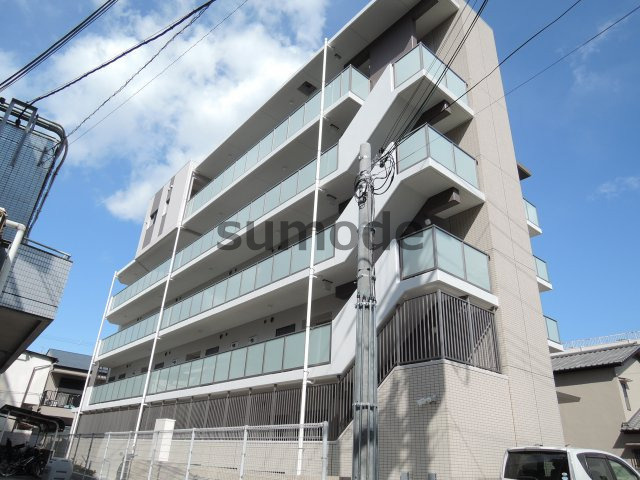 イニシオ山水の外観