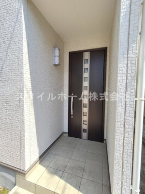 【エントランス】 | 神野新田町ヲノ割貸家