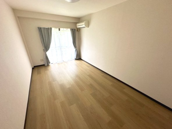 メビウスコート国立の内装