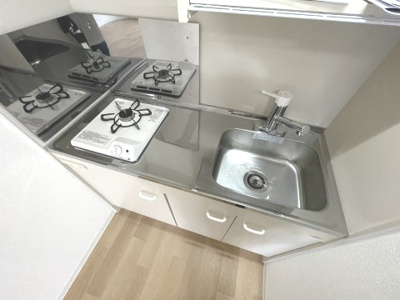 【キッチン】 | 朝日プラザ淡路 | お料理しやすいキッチンです