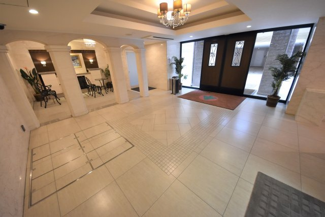 樹樹ガーデンアネックスのエントランス