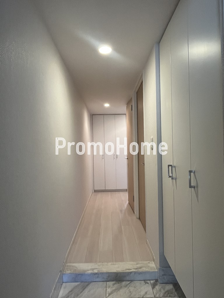 カスタリア東日本橋の玄関