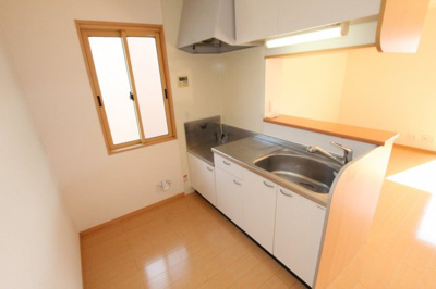 【キッチン】 | トマトヒルズA棟 | キッチンです
A 201号室　2022年2月撮影