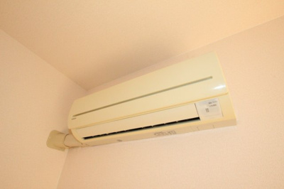 【設備】 | トマトヒルズA棟 | エアコン
A 201号室　2022年2月撮影