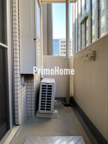 スカイコート三越前壱番館のバルコニー