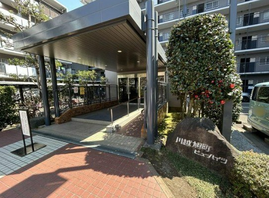 【中古マンション】テイジン川越旭町ビューハイツのエントランス