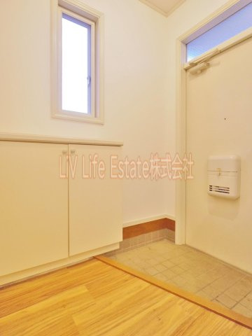 Ｕ＆Ｕ　B棟の玄関