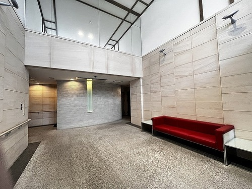 ライオンズマンション神戸栄町通のその他|ロビー　※前回募集時／２０２５年６月の写真