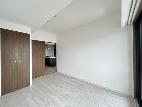 グランフェルティ本山の居間・リビング