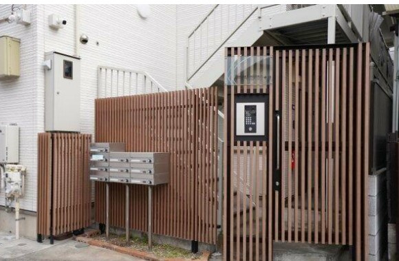 トモイエレジデンス中野のエントランス