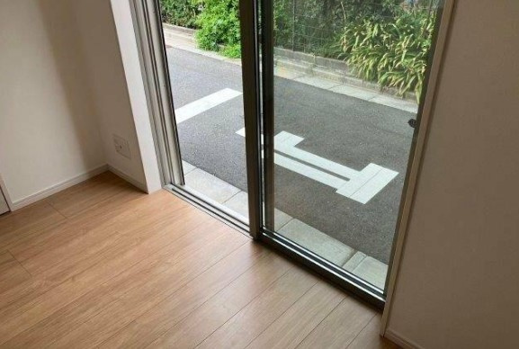 トモイエレジデンス中野の居間・リビング