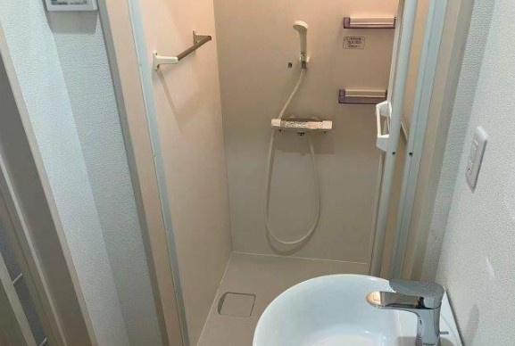 トモイエレジデンス中野のシャワールーム