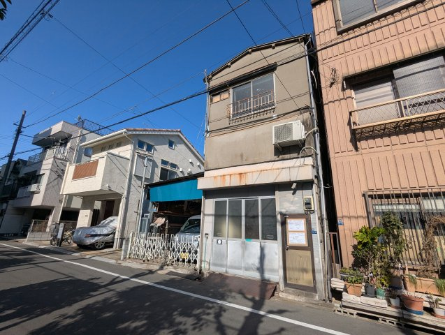 墨田区東駒形３丁目の条件付売地の前面道路含む現地写真