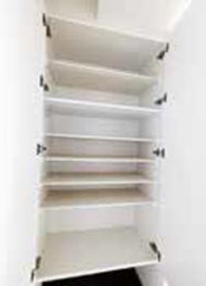 ソルテラスOASAKA千里丘駅前の収納|完全同一仕様