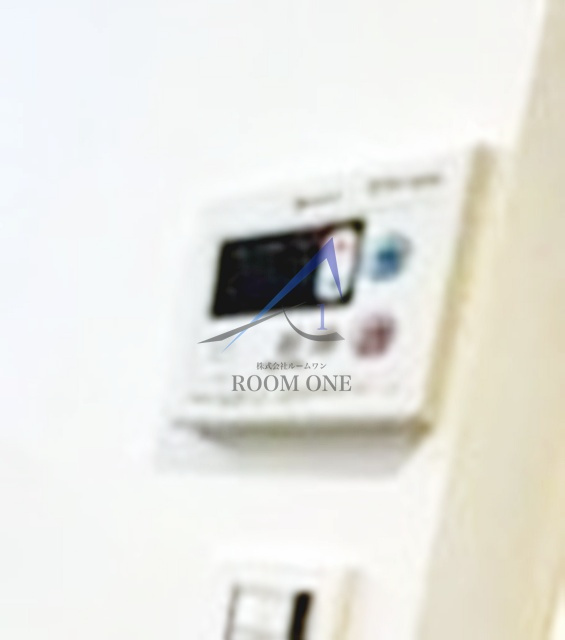 Ａｖｅｎｉｒ　Ｊ．Ｙ．