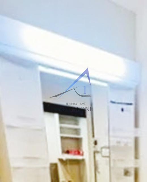 Ａｖｅｎｉｒ　Ｊ．Ｙ．