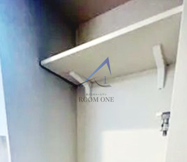 Ａｖｅｎｉｒ　Ｊ．Ｙ．