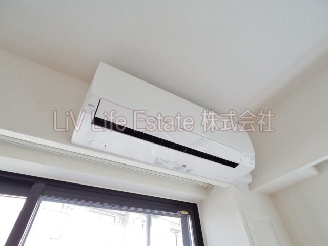 Eastview Palace（ｲｰｽﾄﾋﾞｭｰﾊﾟﾚｽ） 