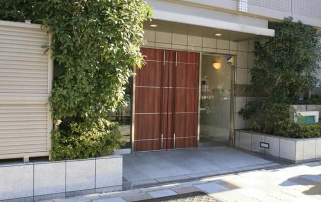 日神デュオステージ浅草国際通りのエントランス