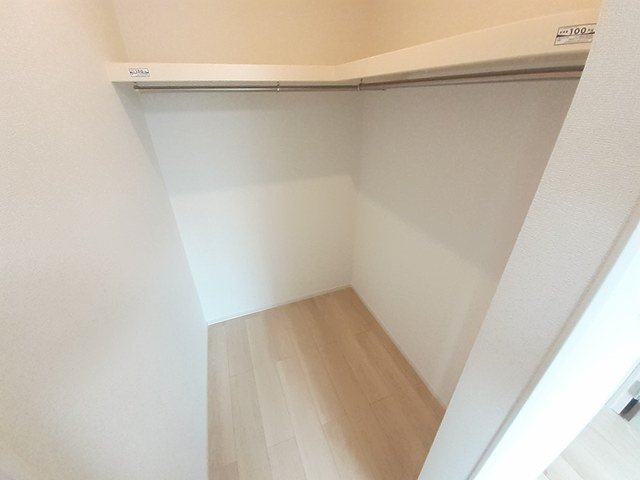 ローズガーデンＢの収納|便利な収納スペースです