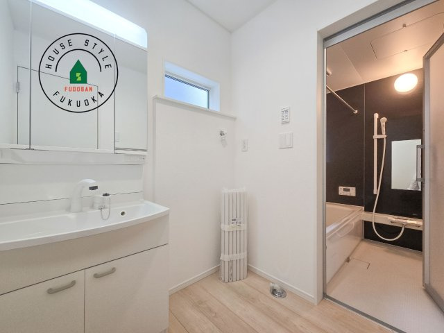 大野城市山田2丁目第5-1棟（1号棟）の内観：施工例|脱衣所、洗面所は小さなプライベートスペース。歯磨き、洗顔と毎日施す個人空間。