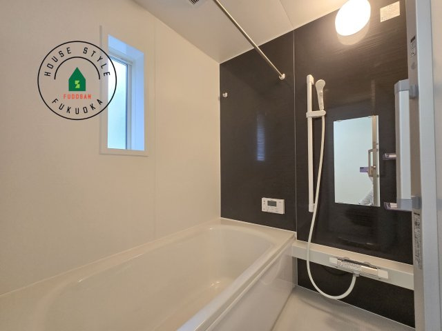 大野城市山田2丁目第5-1棟（1号棟）の内観：施工例|浴室は一日の疲れを癒す場所だから、家族みんながゆったりできる快適設計。追い炊き機能付きオートバス。安定した温度で、いつでも快適に入浴できます。