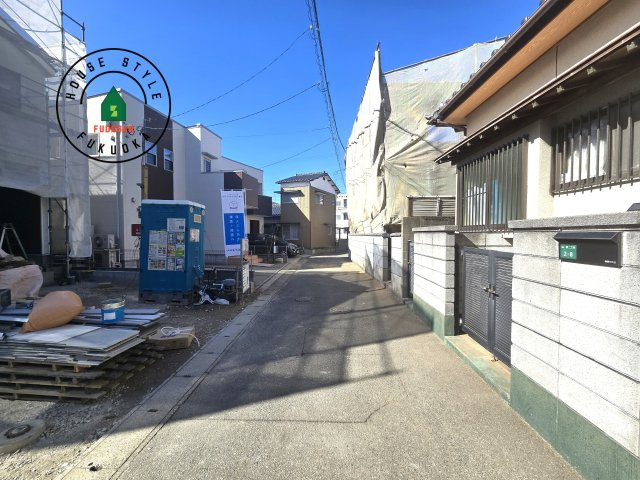 大野城市山田2丁目第5-1棟（1号棟）の前面道路含む現地写真|前面道路です。
