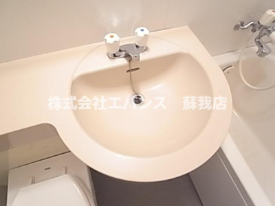 【洗面所】 | ヴィレッジハウス千葉南 | 使いやすい洗面所です