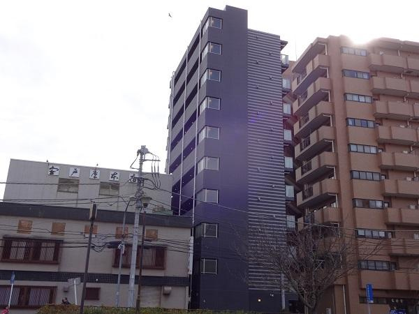 LUMEED横浜阪東橋の外観